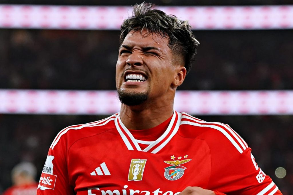 Marcos Leonardo comemora gol pelo Benfica